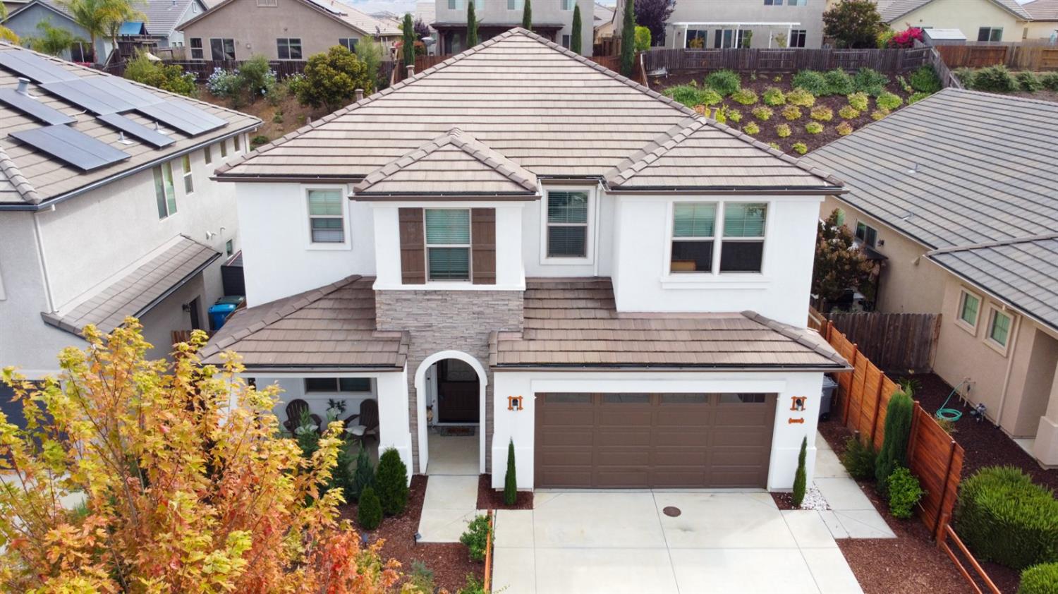 Hollister, California 95023, United States, 3 Bedrooms Bedrooms, ,3 BathroomsBathrooms,Residential,Active,221543