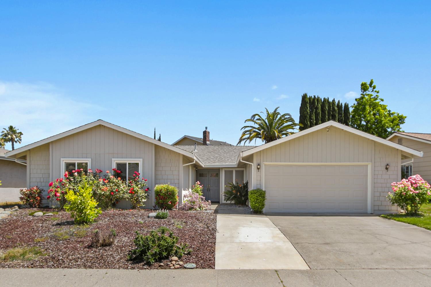 5136 Vista Del Oro Way