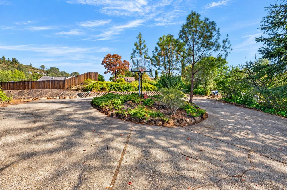 3550 Eagle View Drive