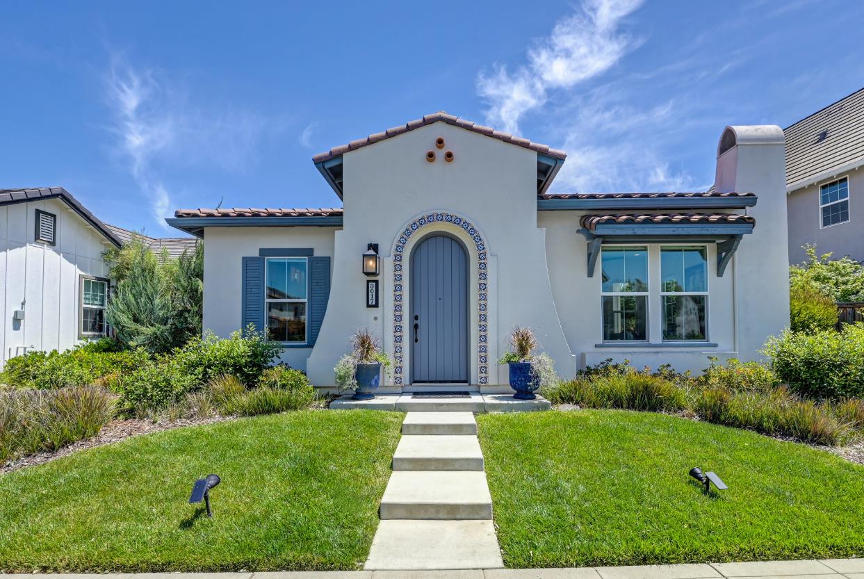 3017 Bedford Falls Way