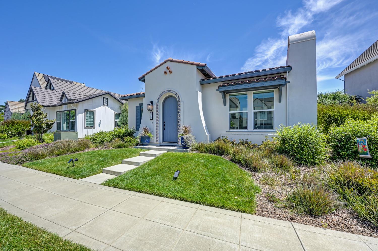 3017 Bedford Falls Way
