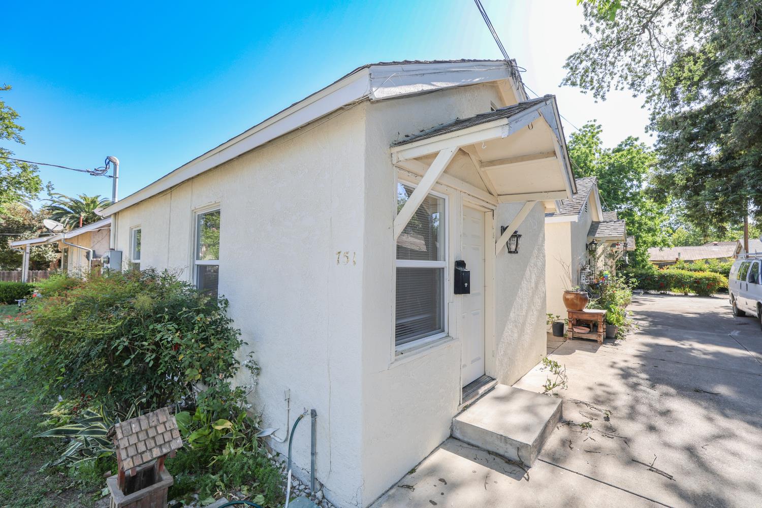 751 5th Street