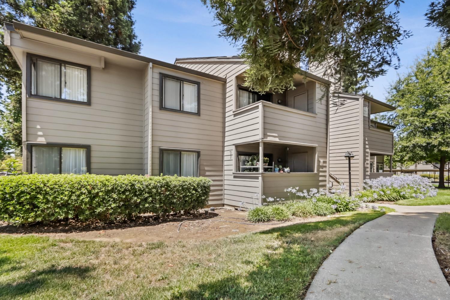3715 Tallyho Drive 116
