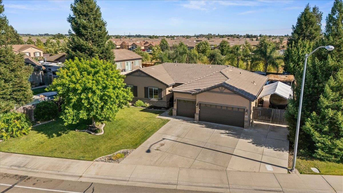 1080 Elk Hills Drive
