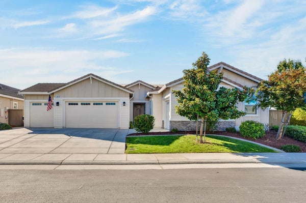 300 YORKTOWN CT, ROSEVILLE, CA 95747 - Image 3e7d59b991d332ed3100a39f32b2a4de/2677593376