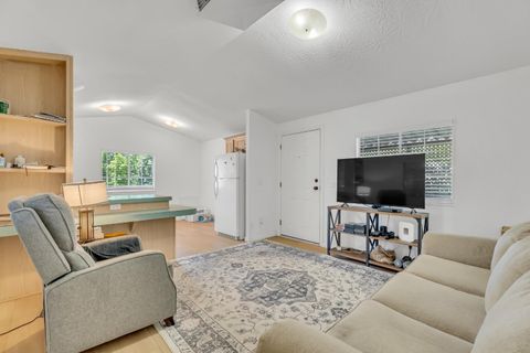 MLS: 225051329