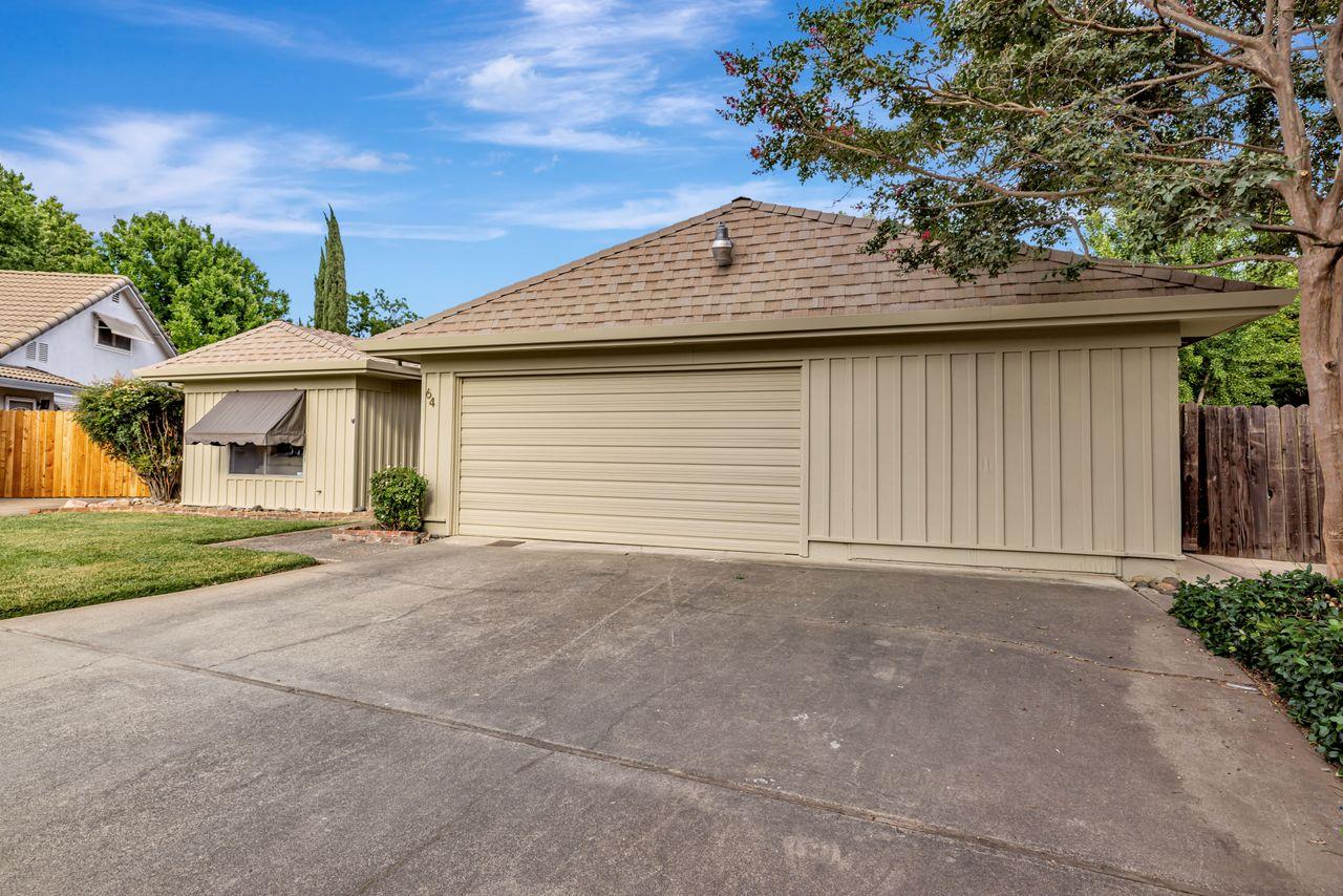64 Lido Circle