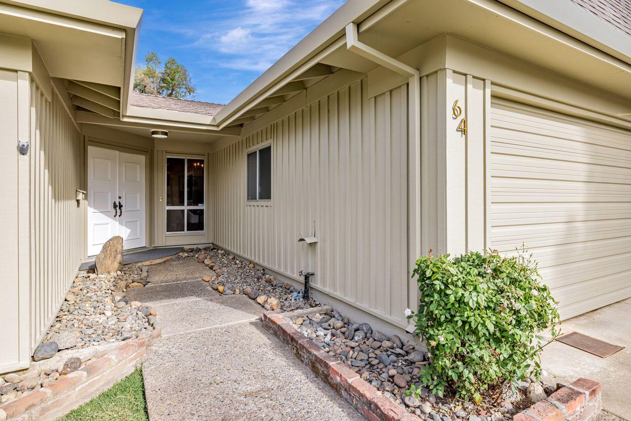 64 Lido Circle