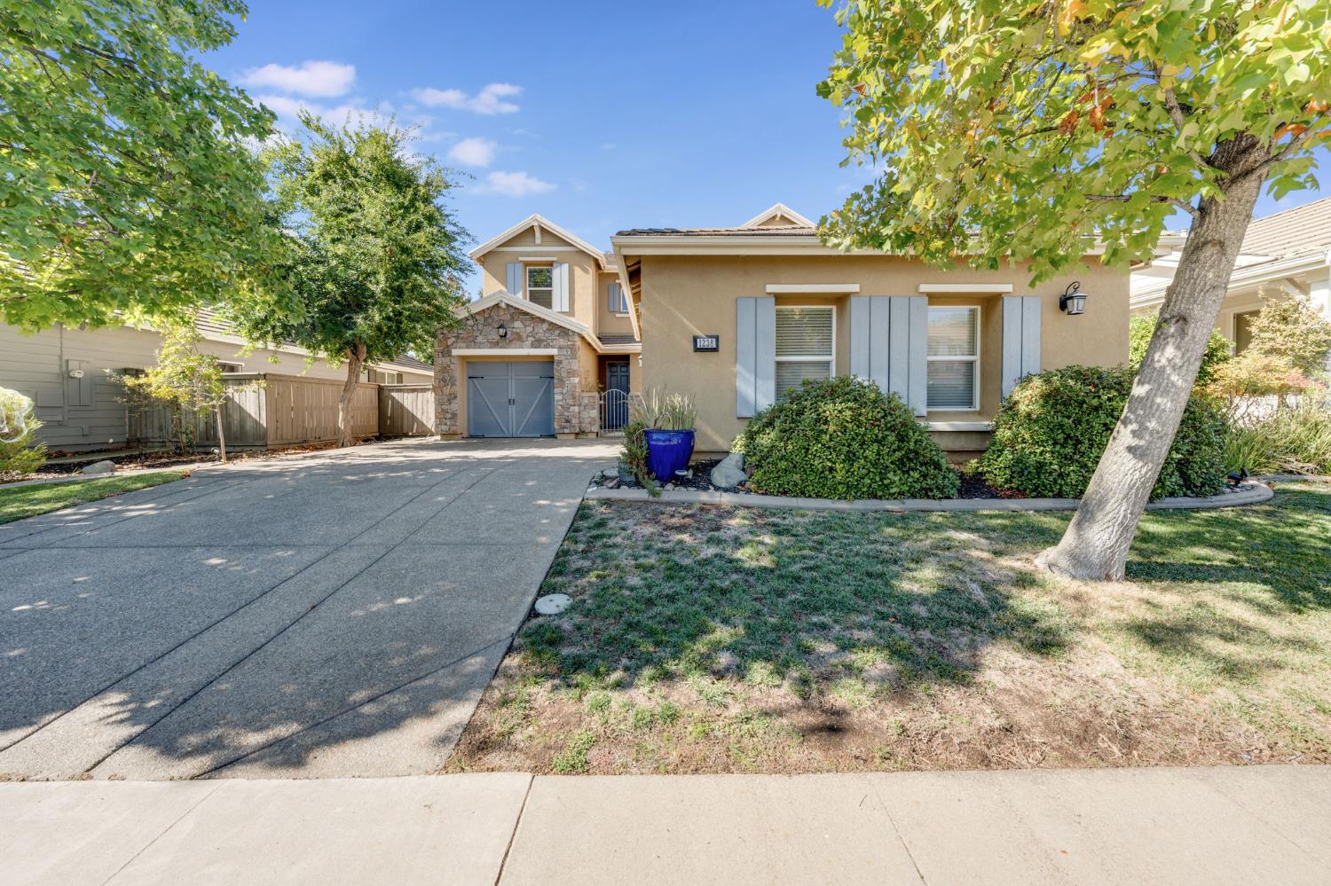 1238 Tavistock Lane
