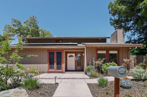2217 Alameda Ave Davis CA 95616