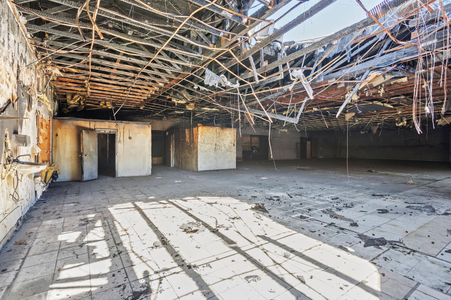 8107 West Lane