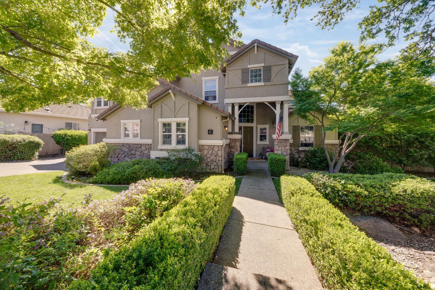 6151 Lockridge Drive