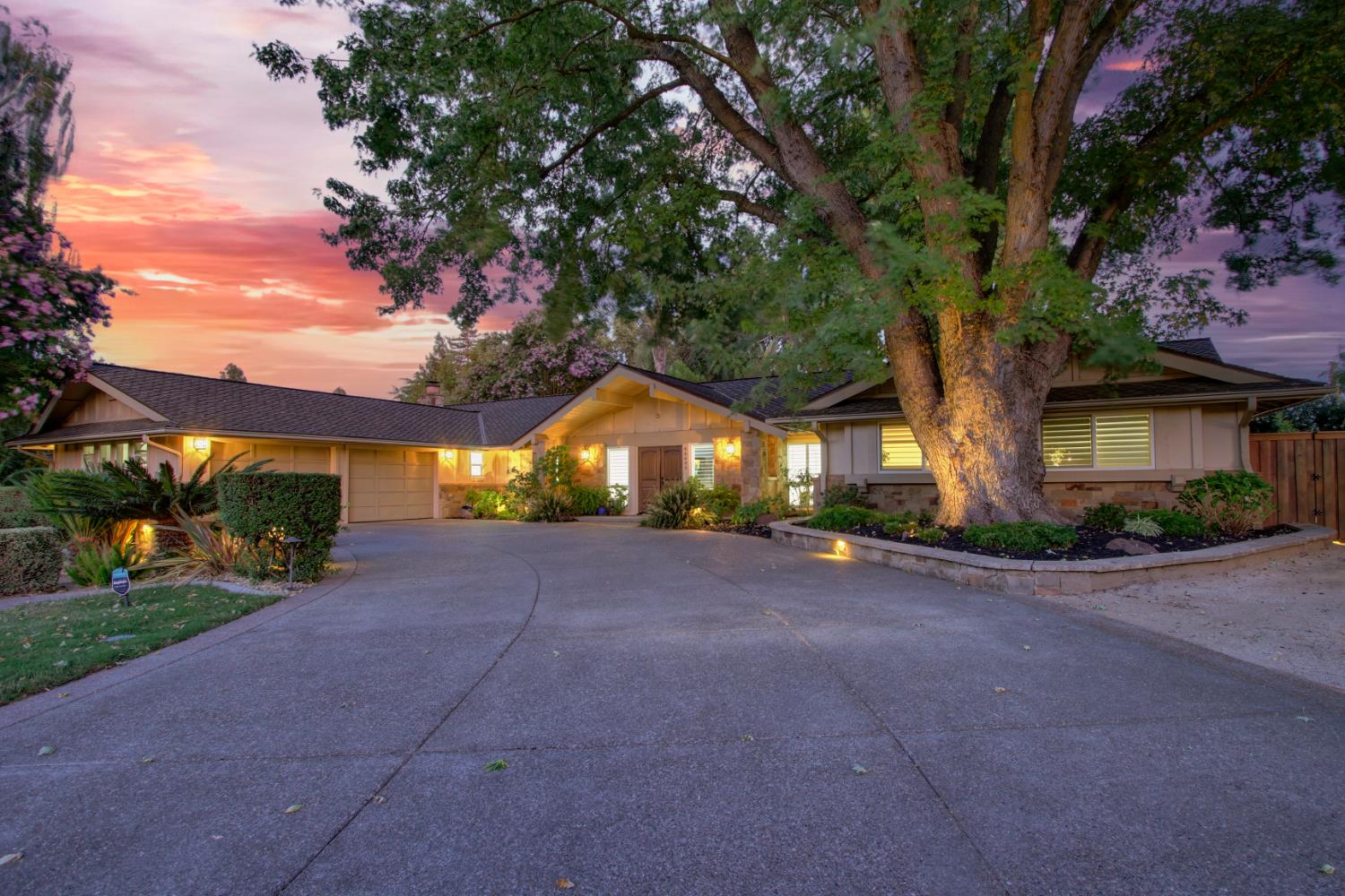 44499 Country Club Drive