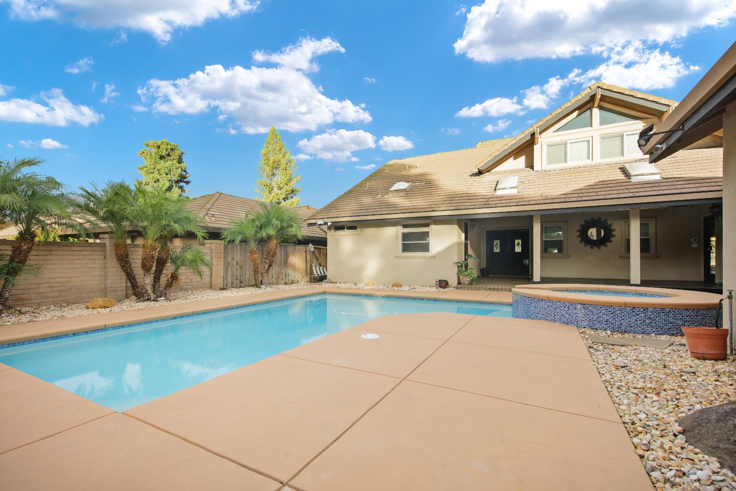4044 Fort Donelson Drive