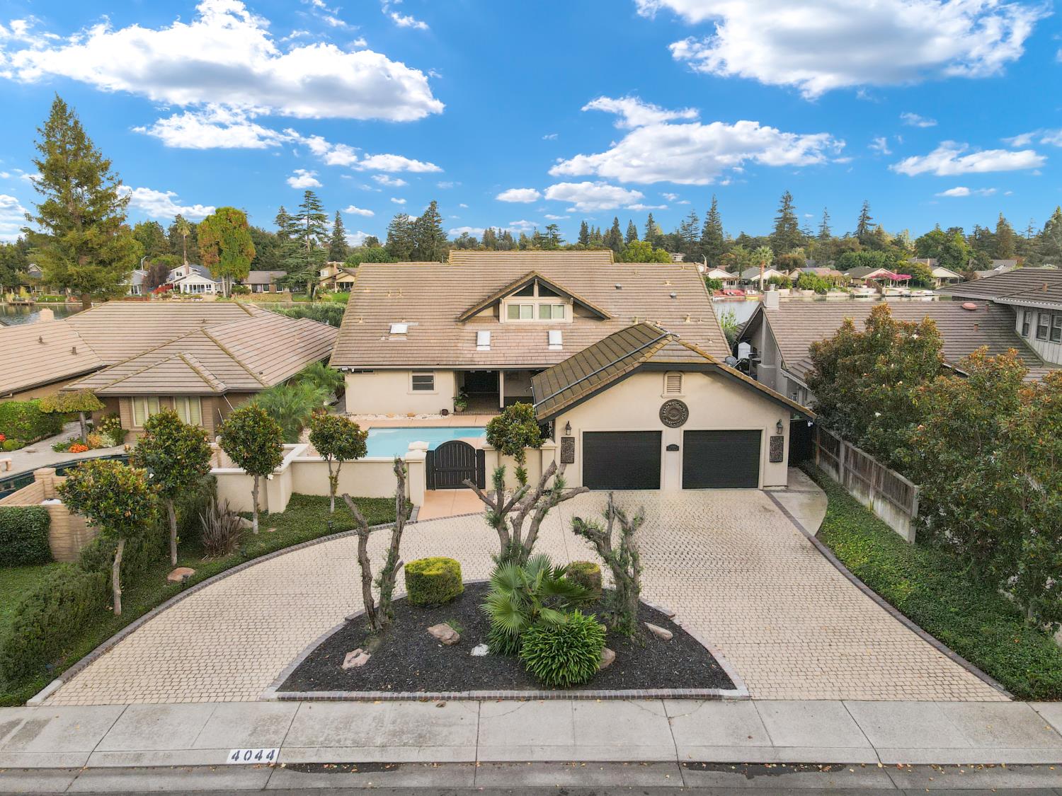 4044 Fort Donelson Drive
