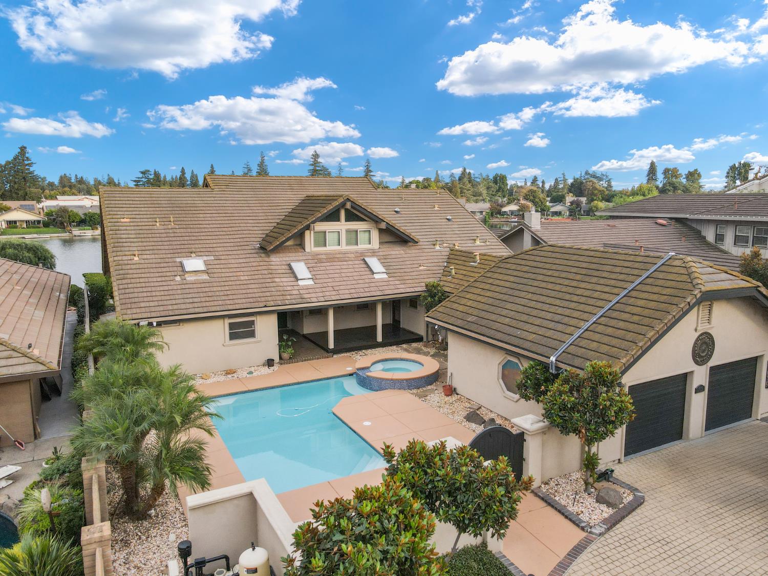 4044 Fort Donelson Drive