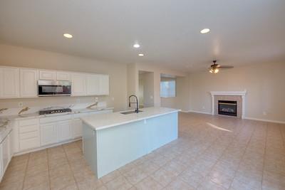 628 Roadrunner Drive