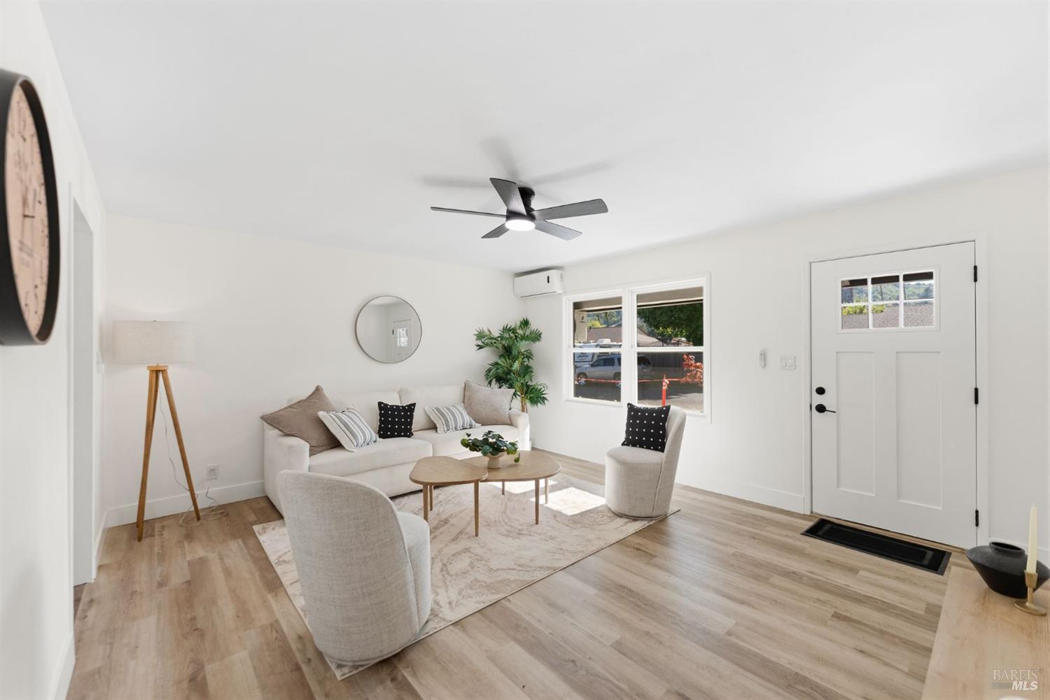 98 Archer Avenue