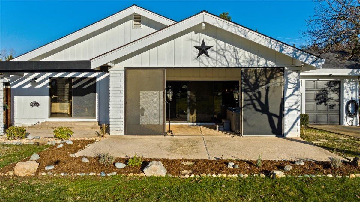 Penn Valley, California 95946, United States, 3 Bedrooms Bedrooms, ,2 BathroomsBathrooms,Residential,Active,5334