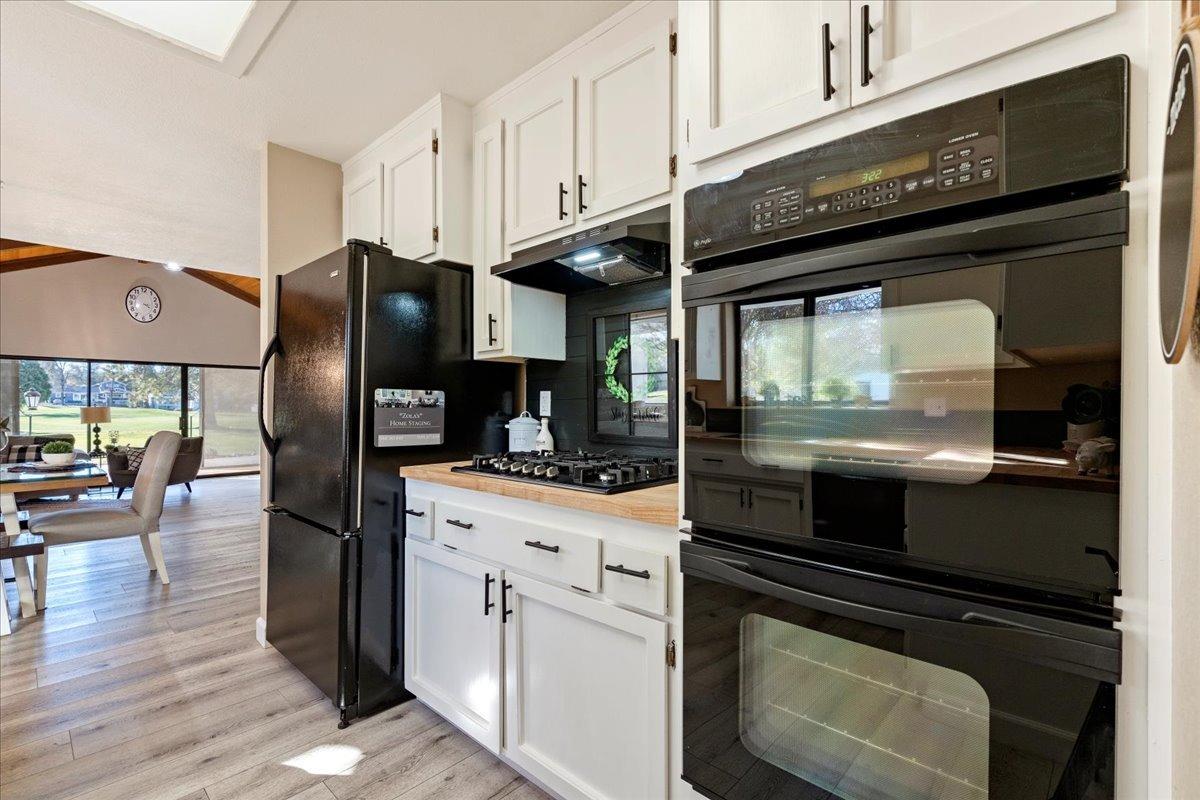 Penn Valley, California 95946, United States, 3 Bedrooms Bedrooms, ,2 BathroomsBathrooms,Residential,Active,5334