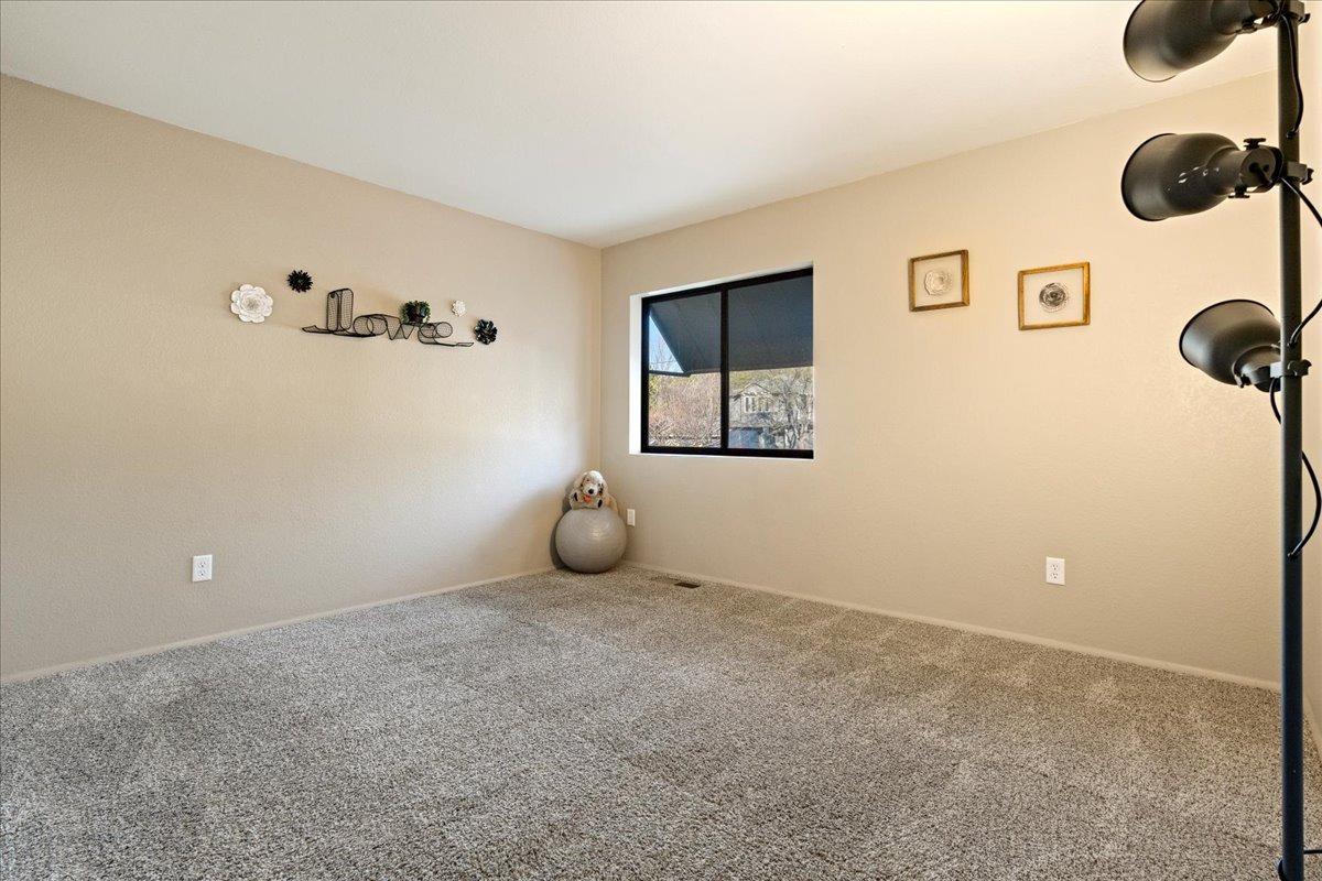 Penn Valley, California 95946, United States, 3 Bedrooms Bedrooms, ,2 BathroomsBathrooms,Residential,Active,5334