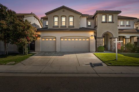 7204 Danberg Way Elk Grove CA 95757