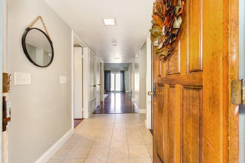 2345 Skube Lane, Sacramento, CA 95825 - MLS#: 225026969