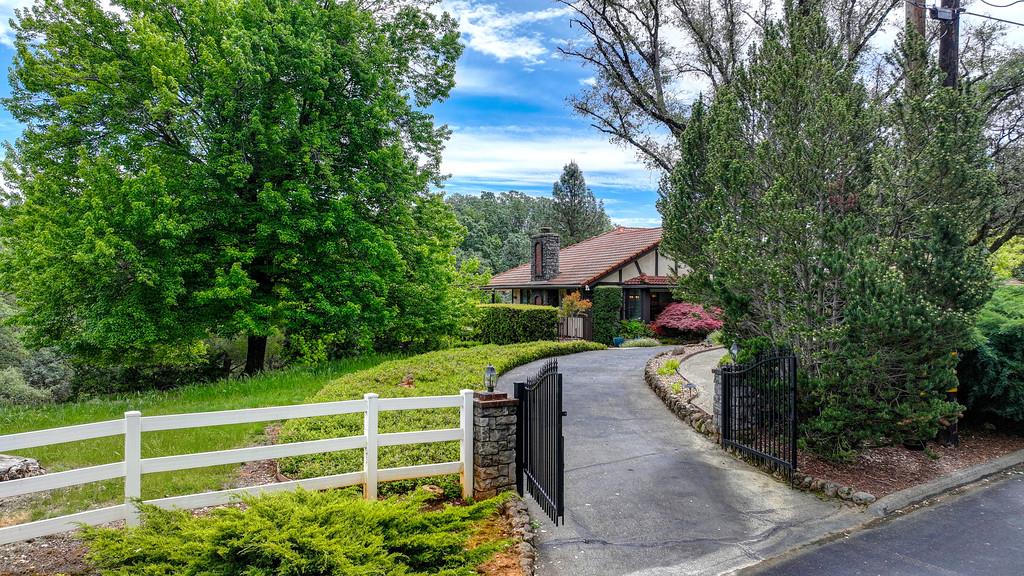 18939 Moonlight Court