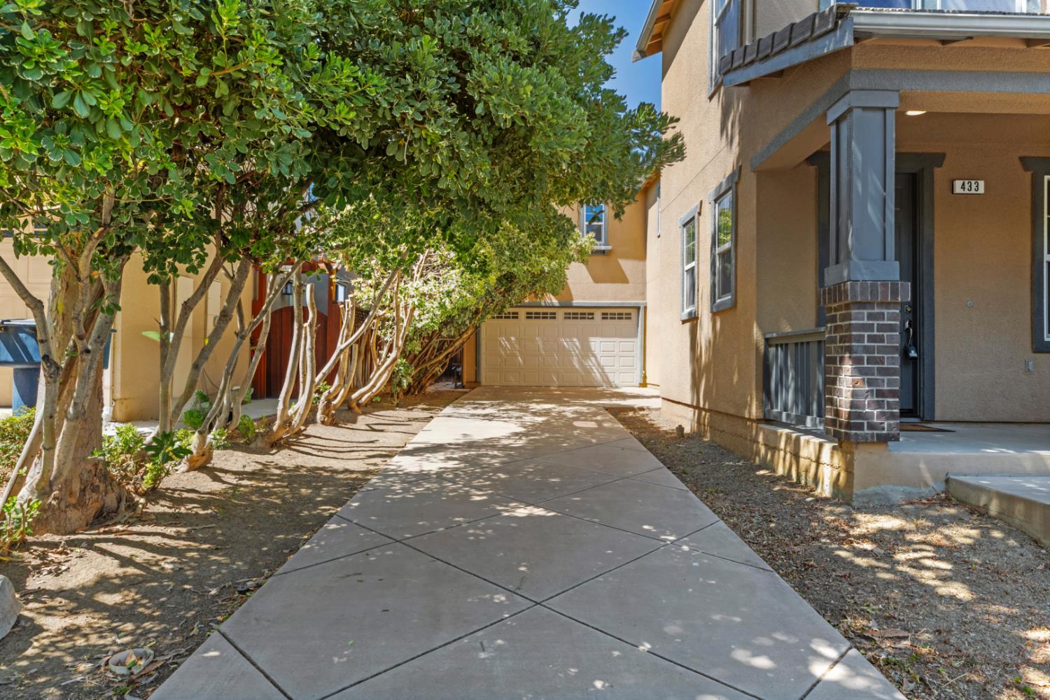 433 W Moraga Street