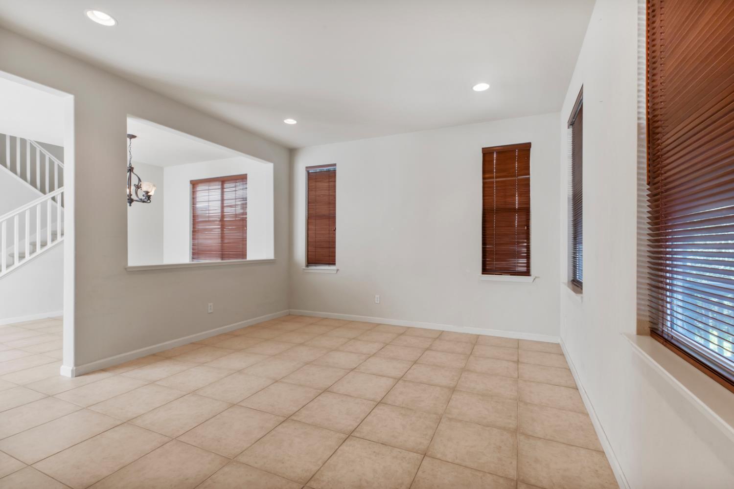 433 W Moraga Street