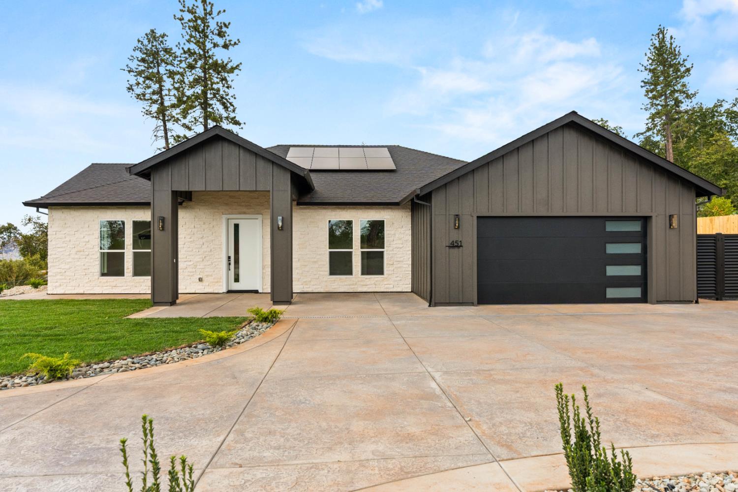 451 Sunset Drive