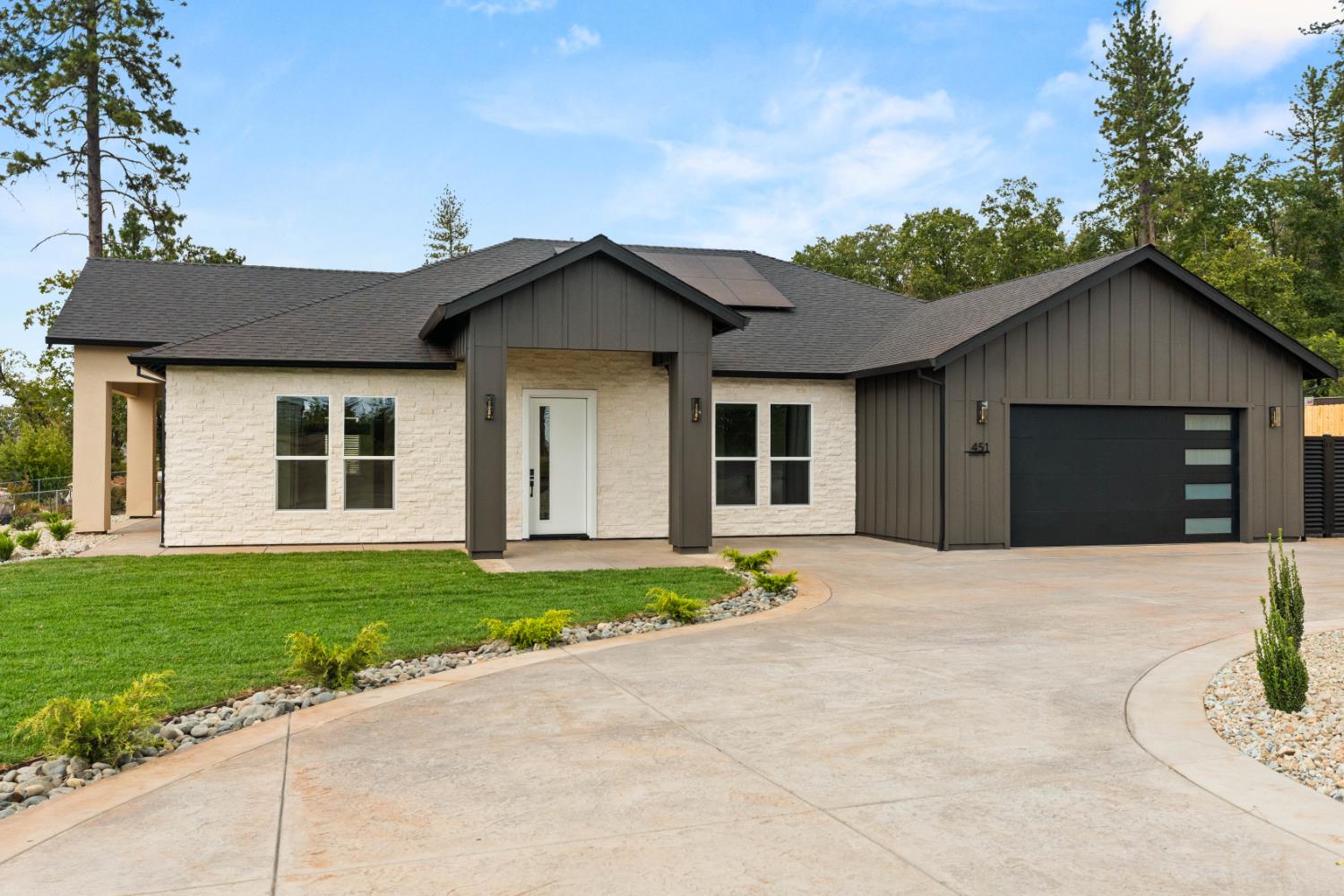 451 Sunset Drive