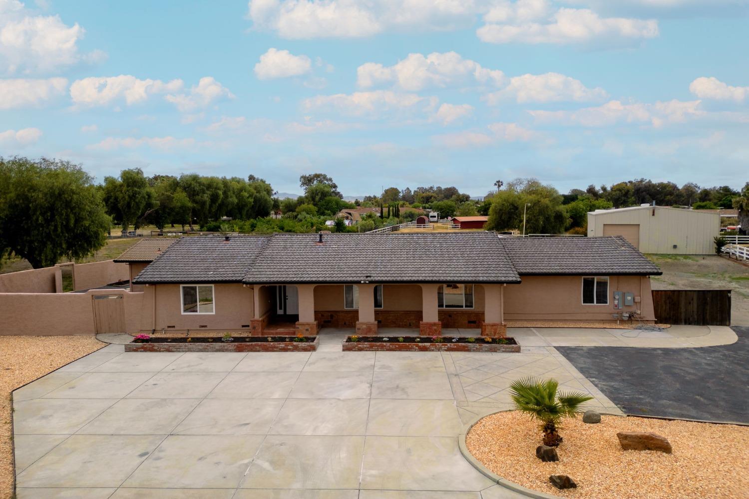 23155 Vaquero Court