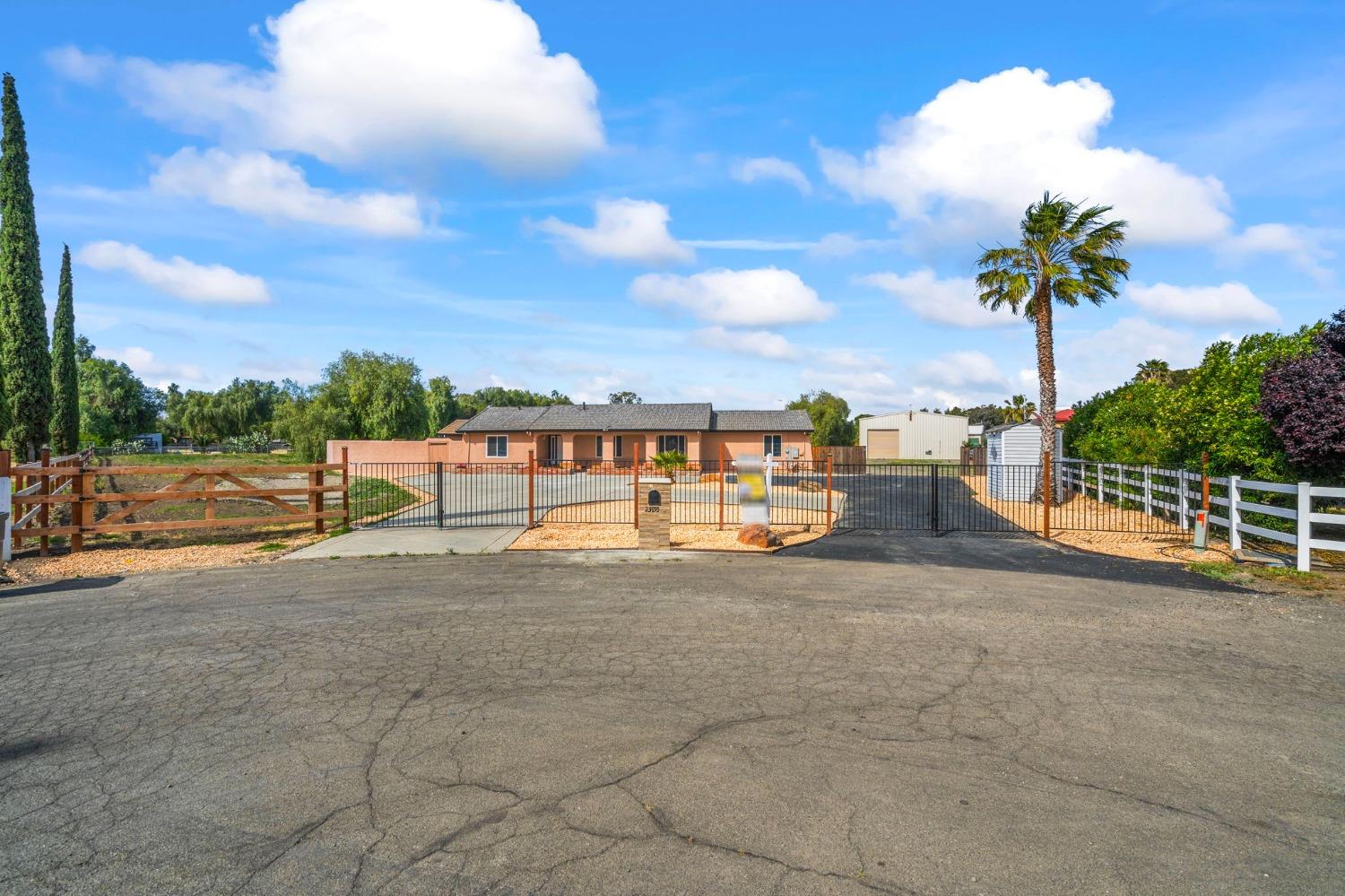 23155 Vaquero Court