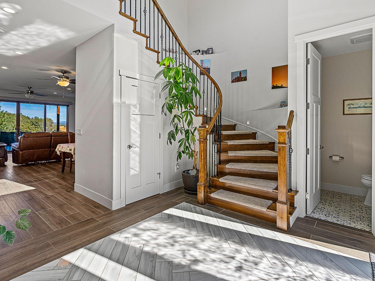 3102 Squirrel Hollow Rd