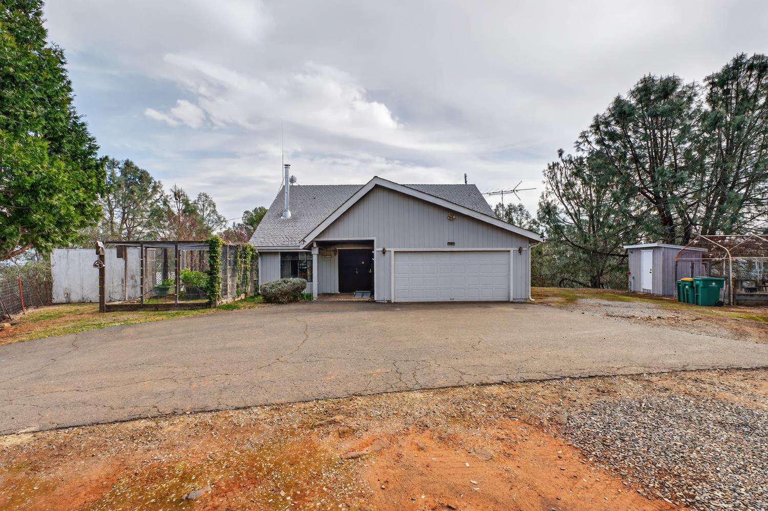 3940 Pineoakyo Court