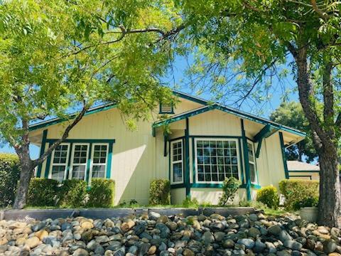 5379 Skycrest Drive