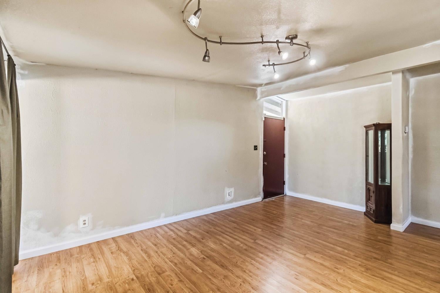 713 Inglewood Drive