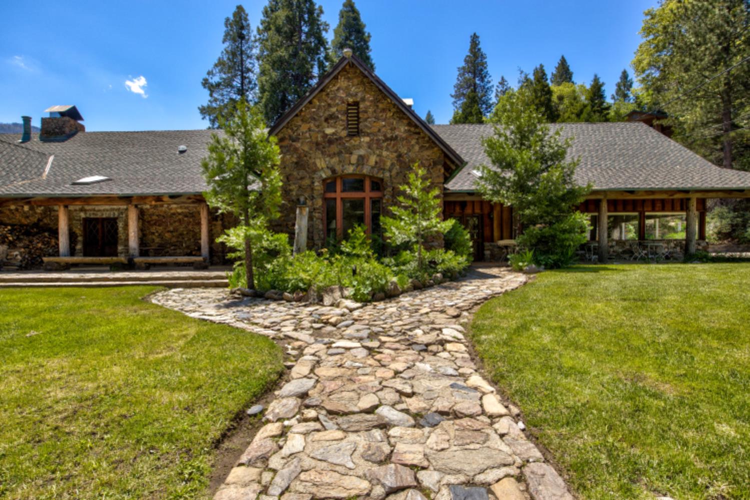 1699 Nelson Drive