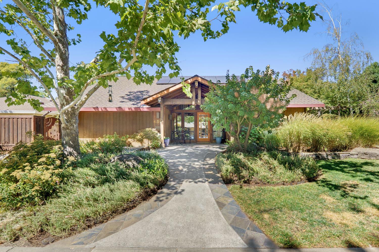 630 Elmwood Drive