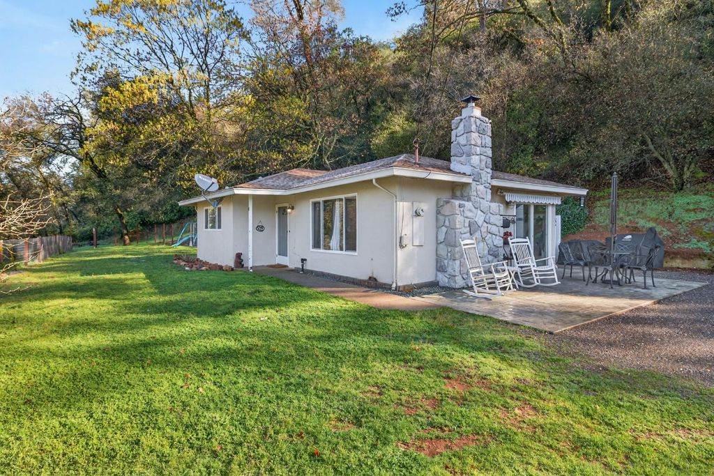 Photo of 4241 Ascot Lane, Shingle Springs, CA 95682 (MLS # 226020982)