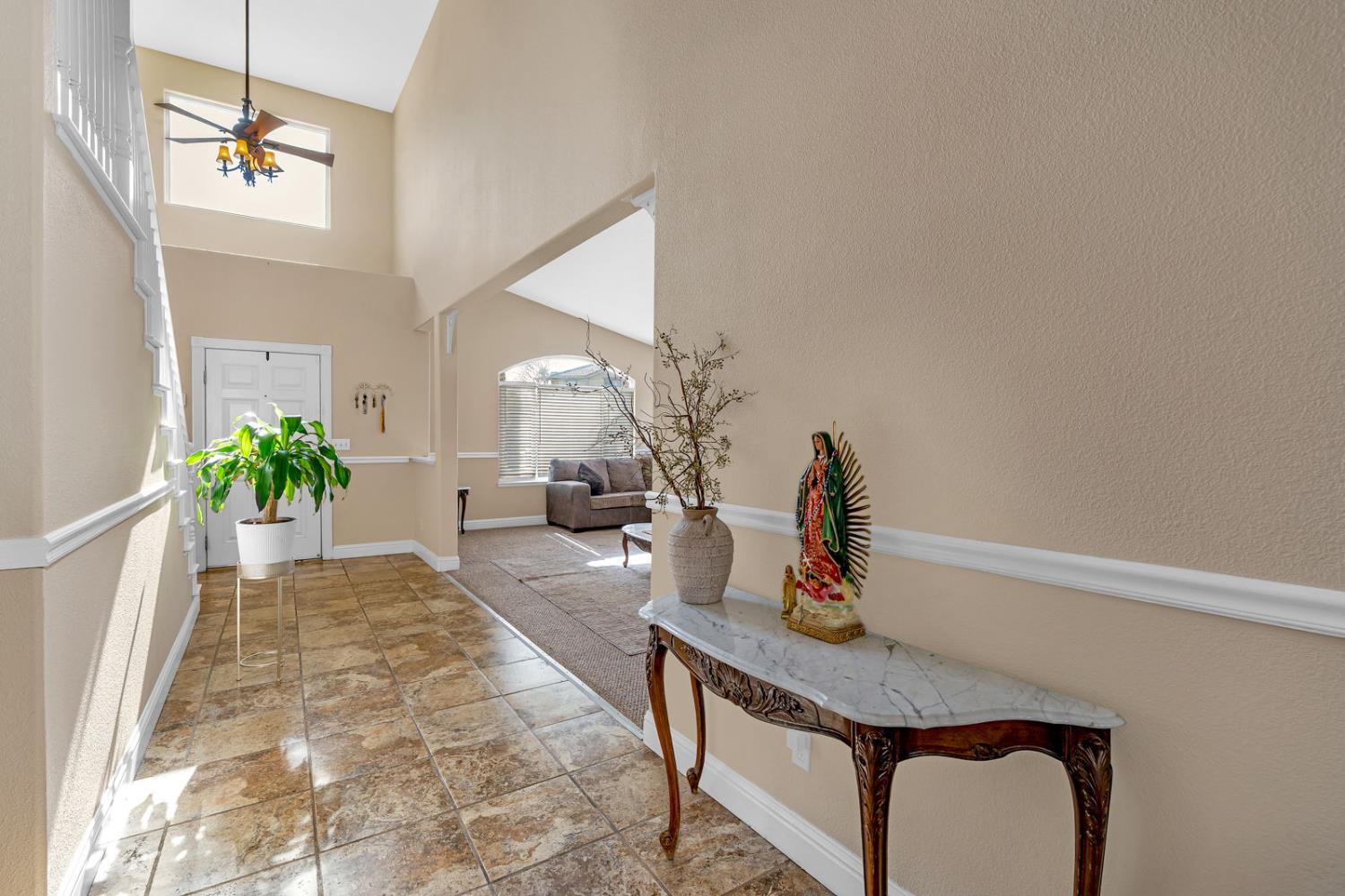 Los Banos, California 93635, United States, 4 Bedrooms Bedrooms, ,3 BathroomsBathrooms,Residential,Active,242139