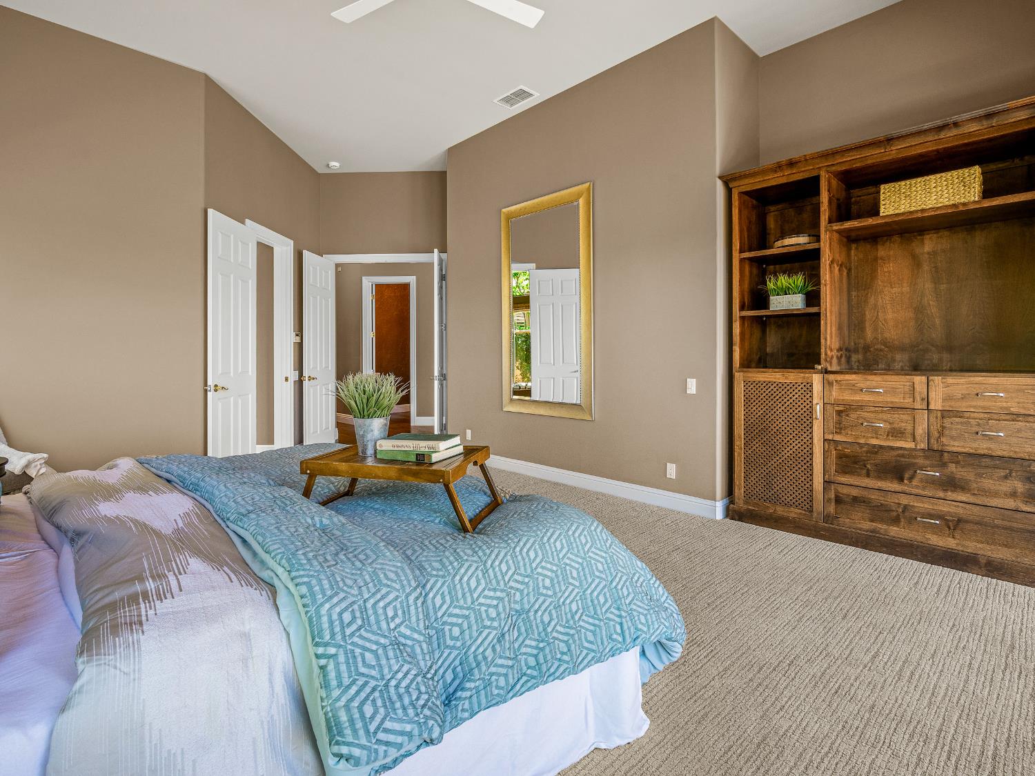 El Dorado Hills, California 95762, United States, 3 Bedrooms Bedrooms, ,3 BathroomsBathrooms,Residential,Active,178938