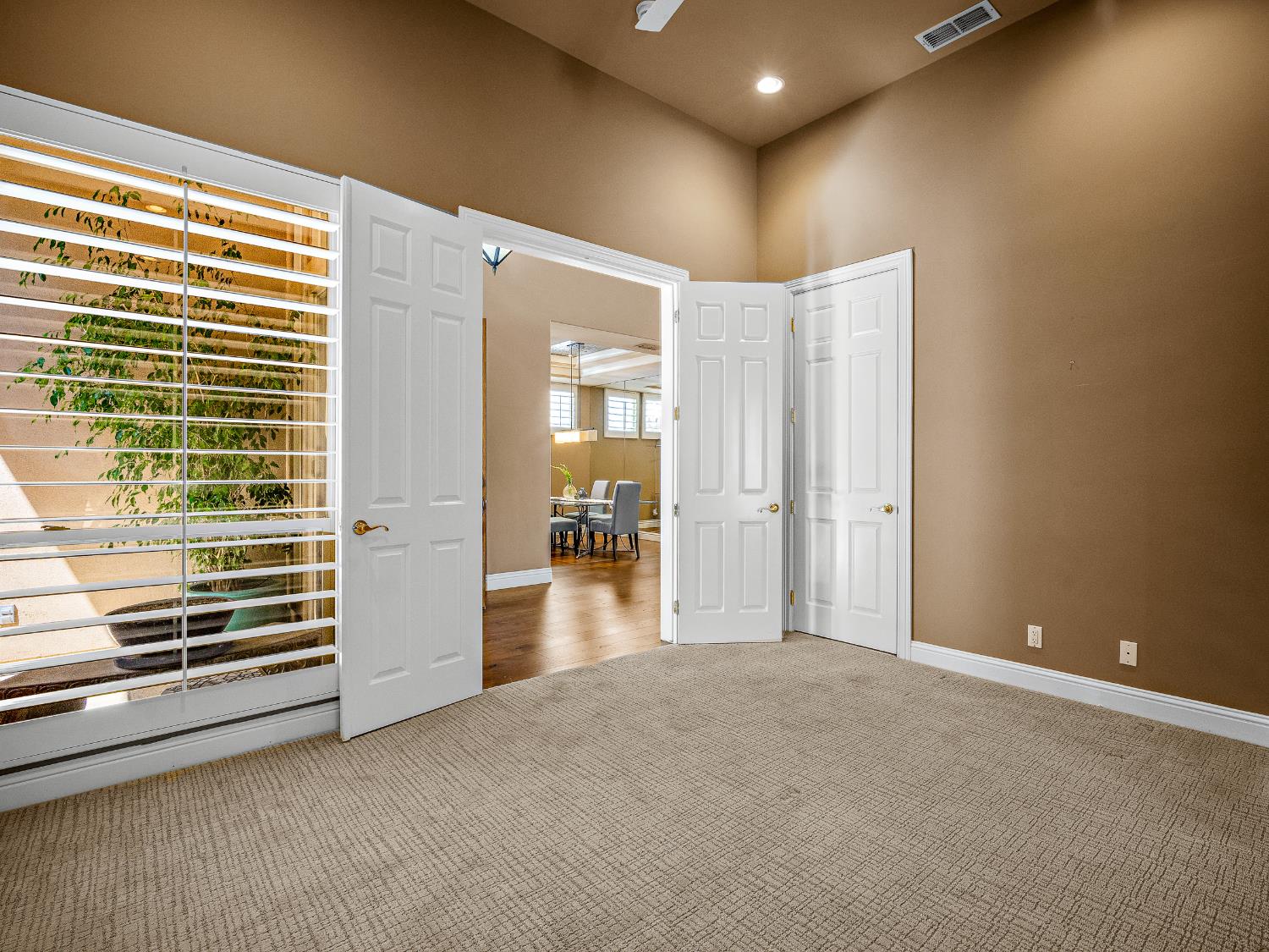 El Dorado Hills, California 95762, United States, 3 Bedrooms Bedrooms, ,3 BathroomsBathrooms,Residential,Active,178938