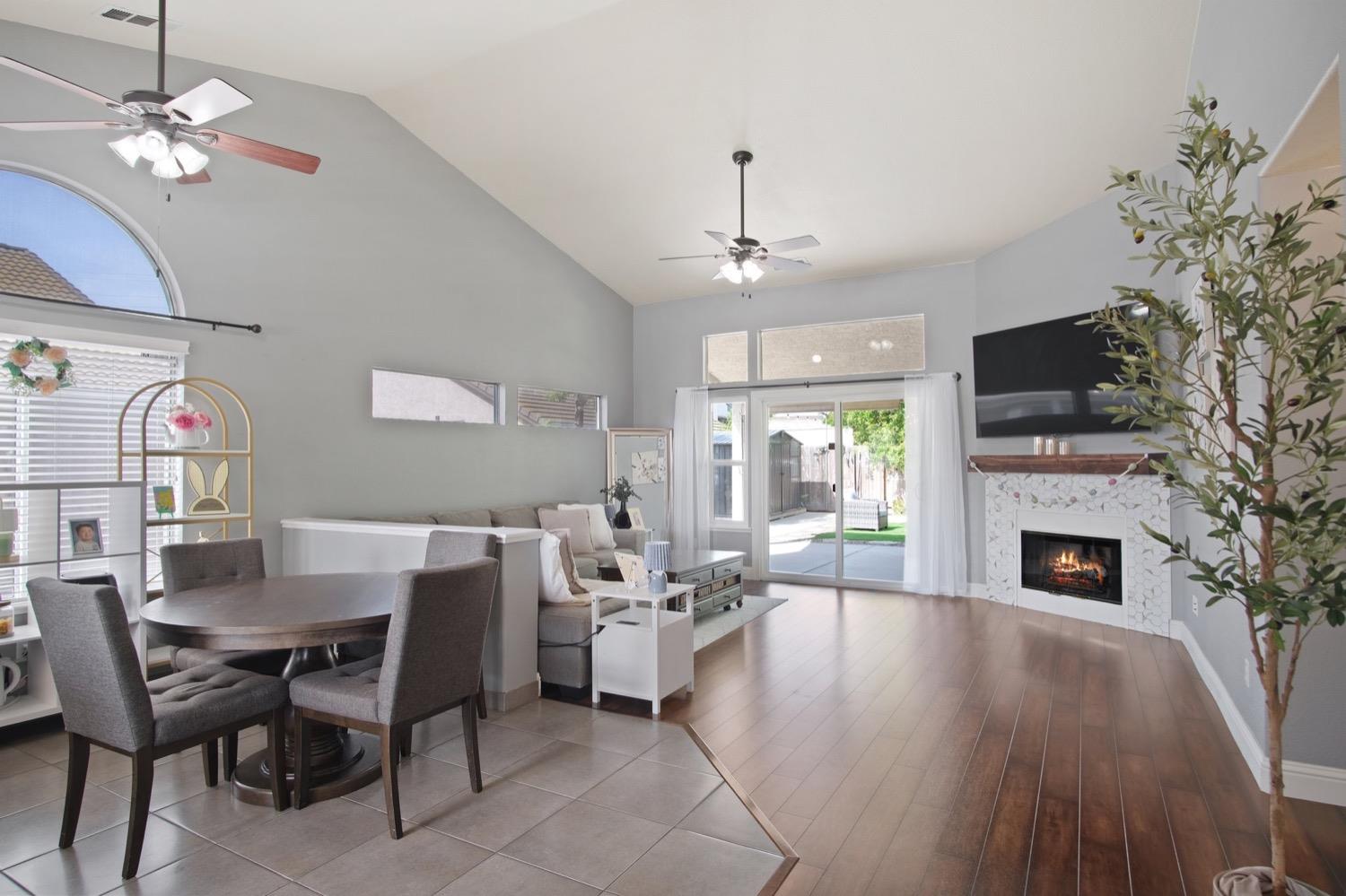887 Zina Lane