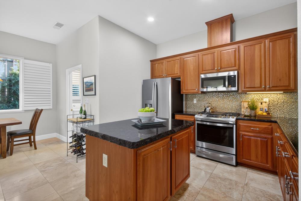 7358 Grassy Creek Way