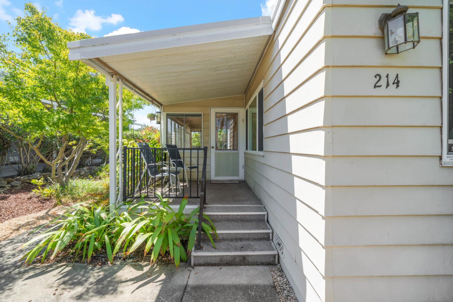 214 Leafwood Way