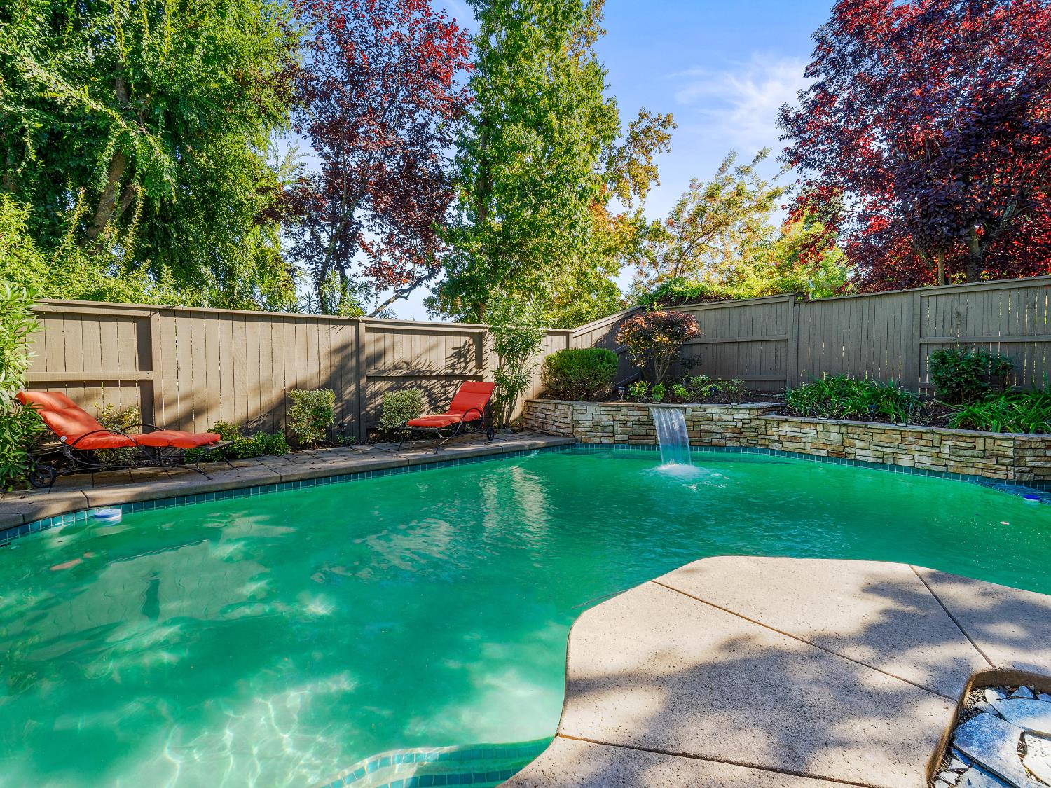 4035 Meadow Wood Drive
