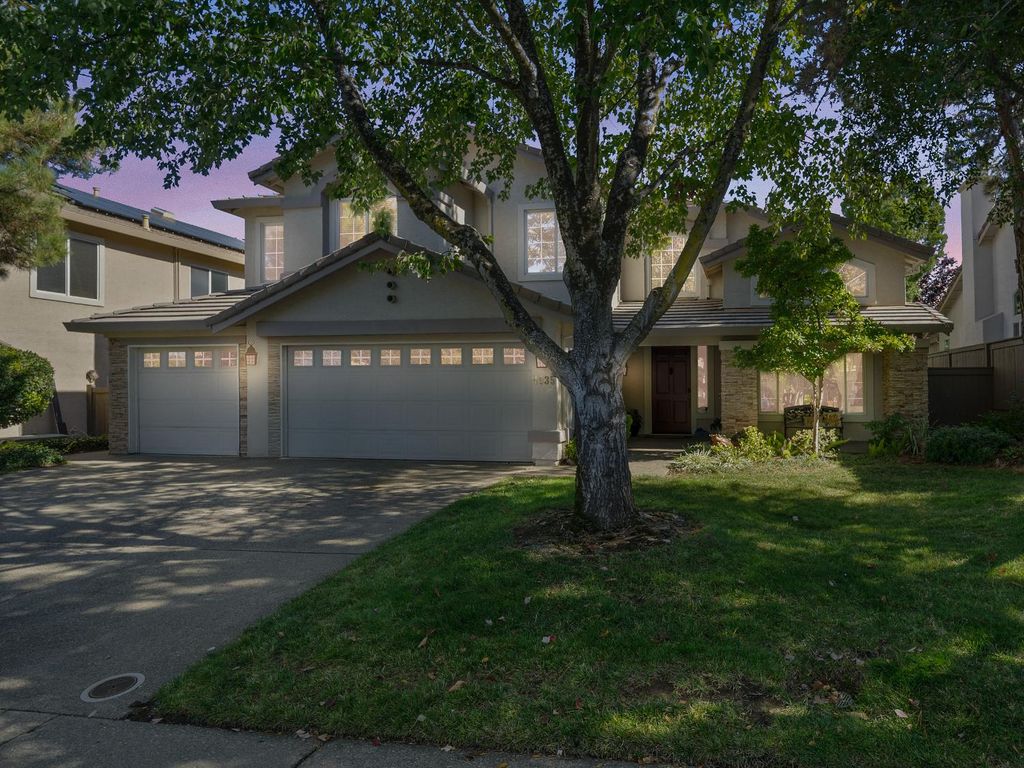 Photo of 4035 Meadow Wood Drive, El Dorado Hills, CA 95762 (MLS # 225134974)