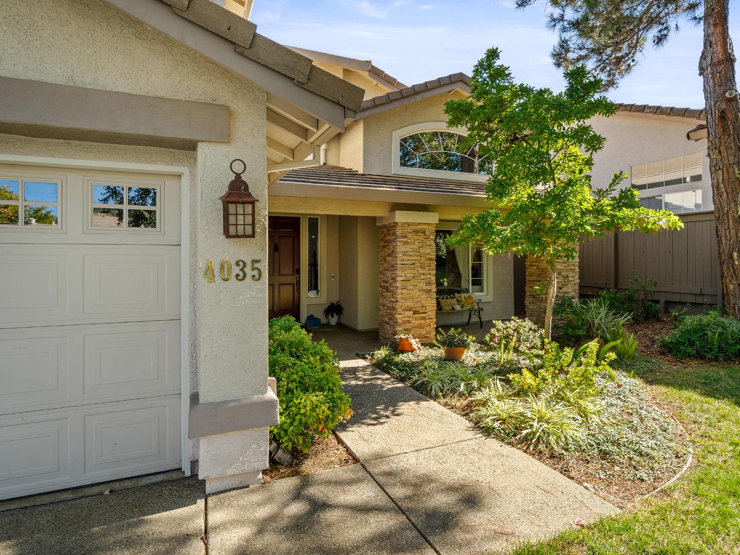 4035 Meadow Wood Drive